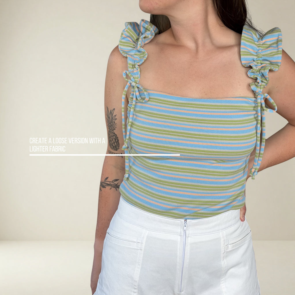 DR001 - Robe doublée en tricot avec bretelles ajustables et volants