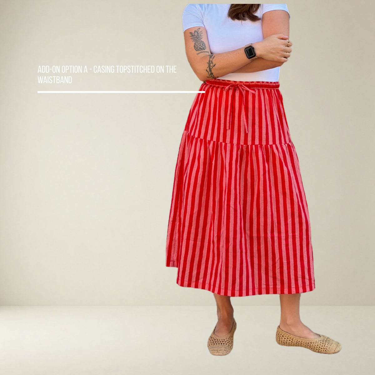 SK001 - Jupe à taille élastique avec découpe aux hanches